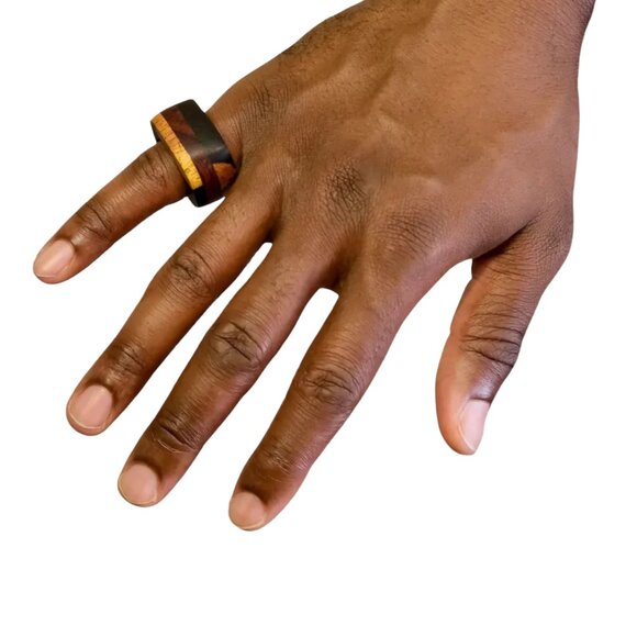 Ebony Mix Ring -Ebony, Blonde Sapwood and Red Acacia - Ring by IO - Size 7 - Picture 1 of 4